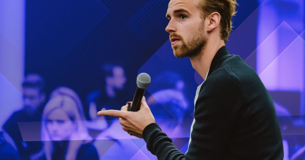 Conférencier expliquant comment se cultiver
