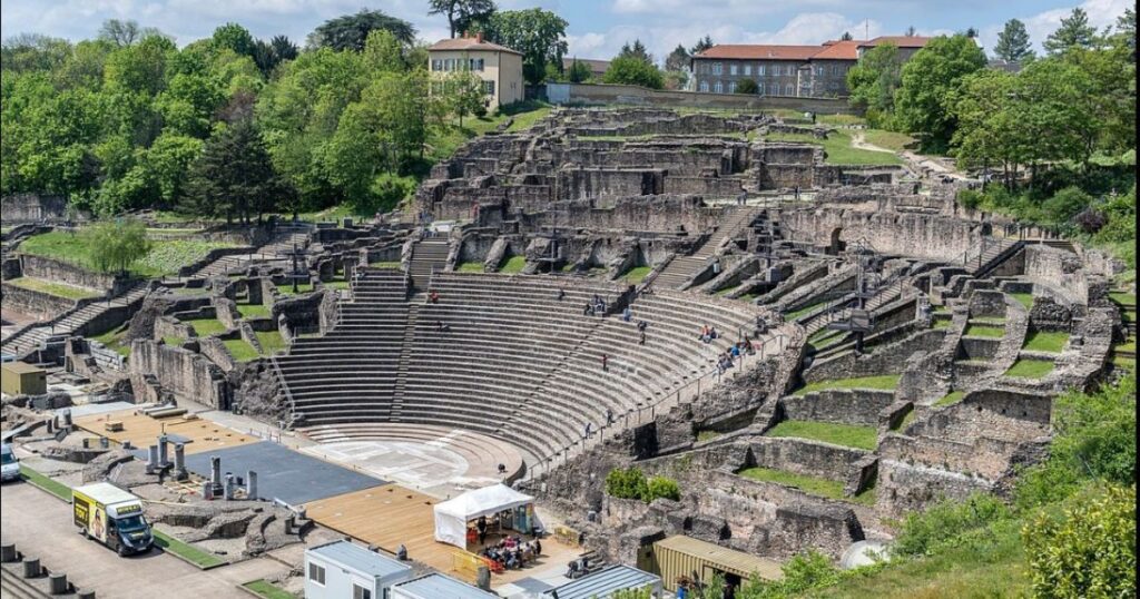 Photo du theatre romain de Lyon