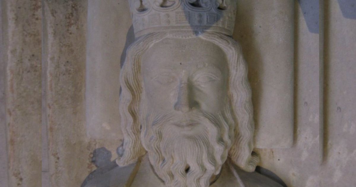 Gisant de Clovis dans la basilique de Saint-Denis